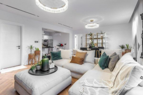 SM Apartment Luxury, Stylish, Outdoor Space Near Riyadh Season